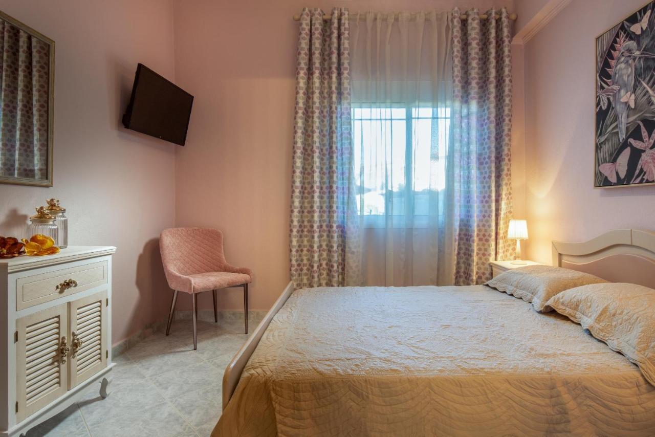 Family House Nikos Apartman Szikiá Kültér fotó