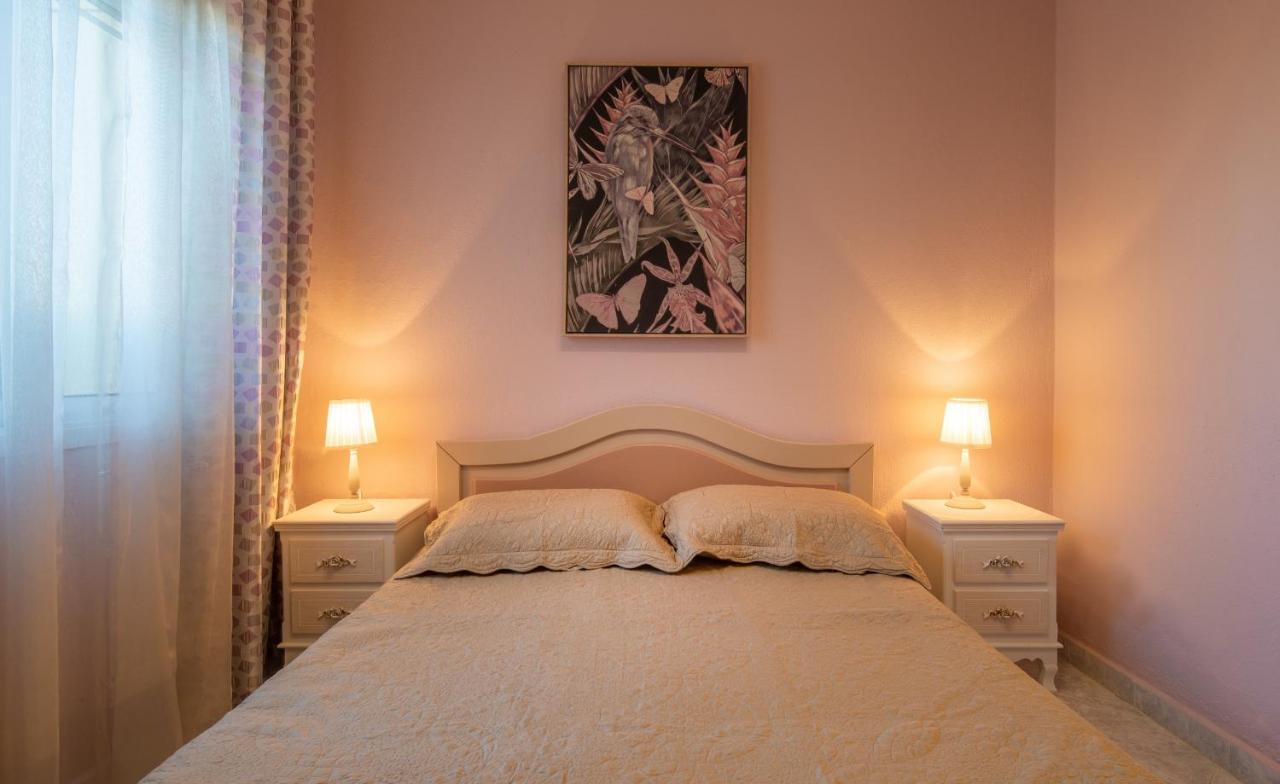 Family House Nikos Apartman Szikiá Kültér fotó