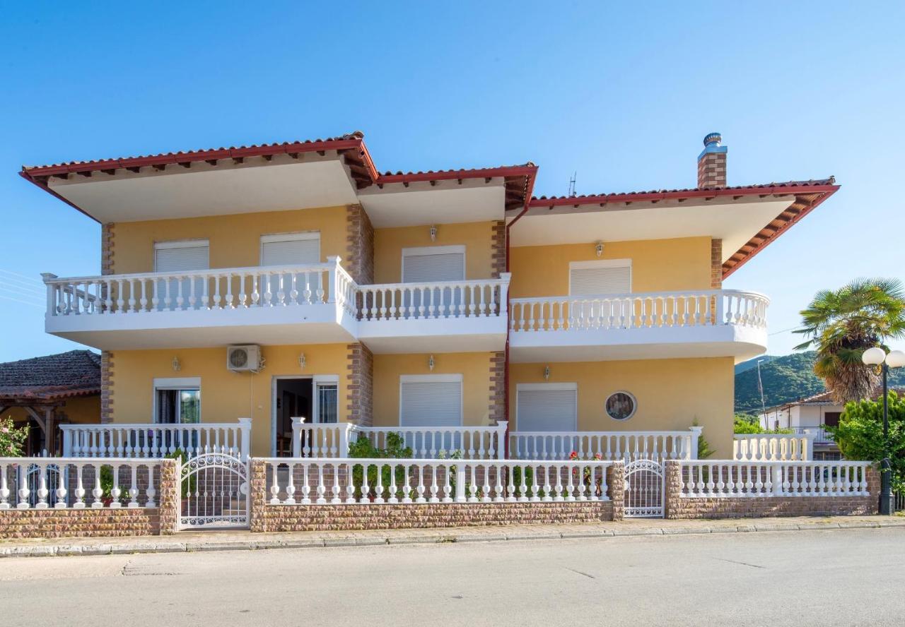 Family House Nikos Apartman Szikiá Kültér fotó