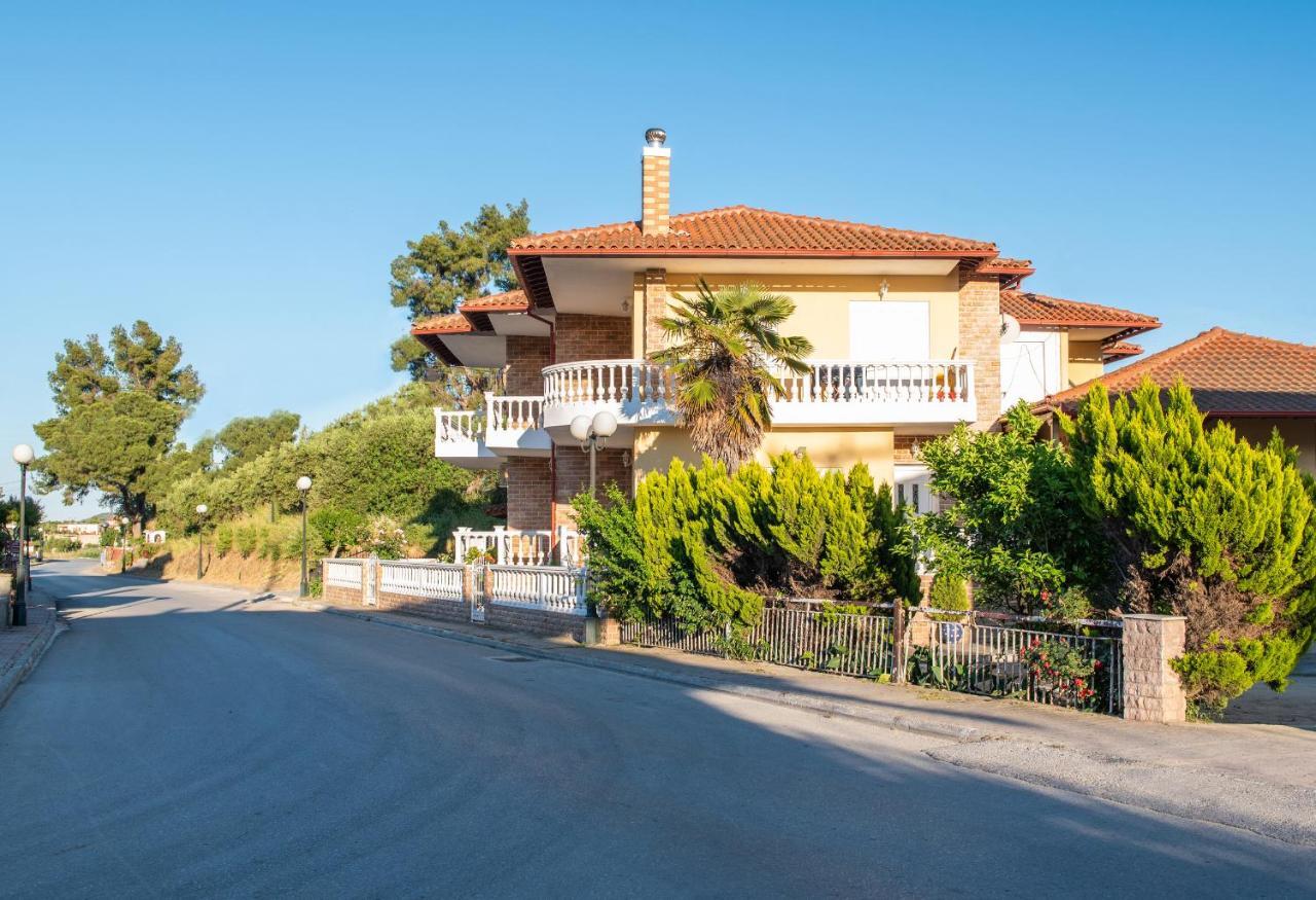 Family House Nikos Apartman Szikiá Kültér fotó